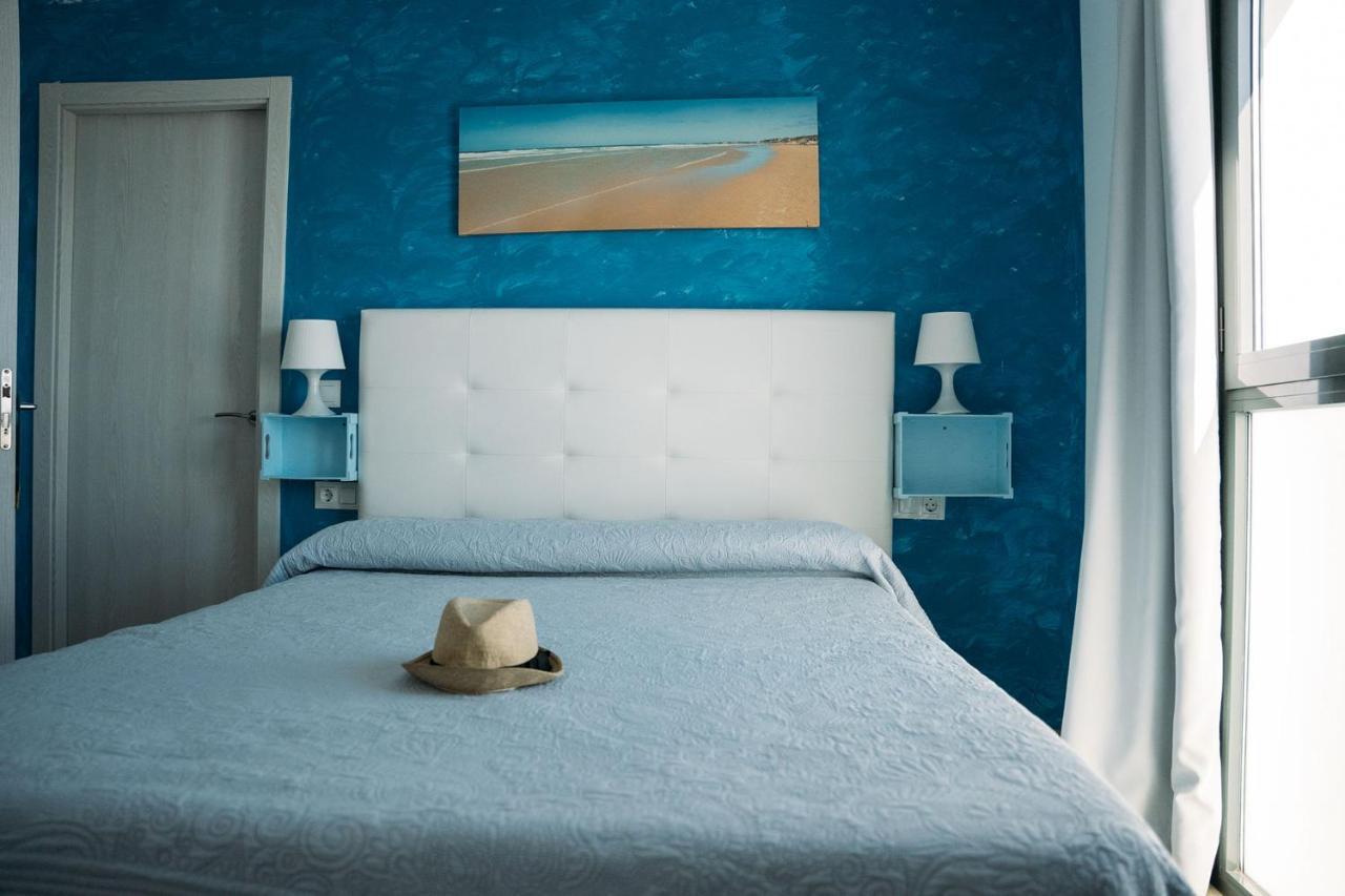 Hostal Brisas De Conil كونيل ذي لا فرونتيرا المظهر الخارجي الصورة