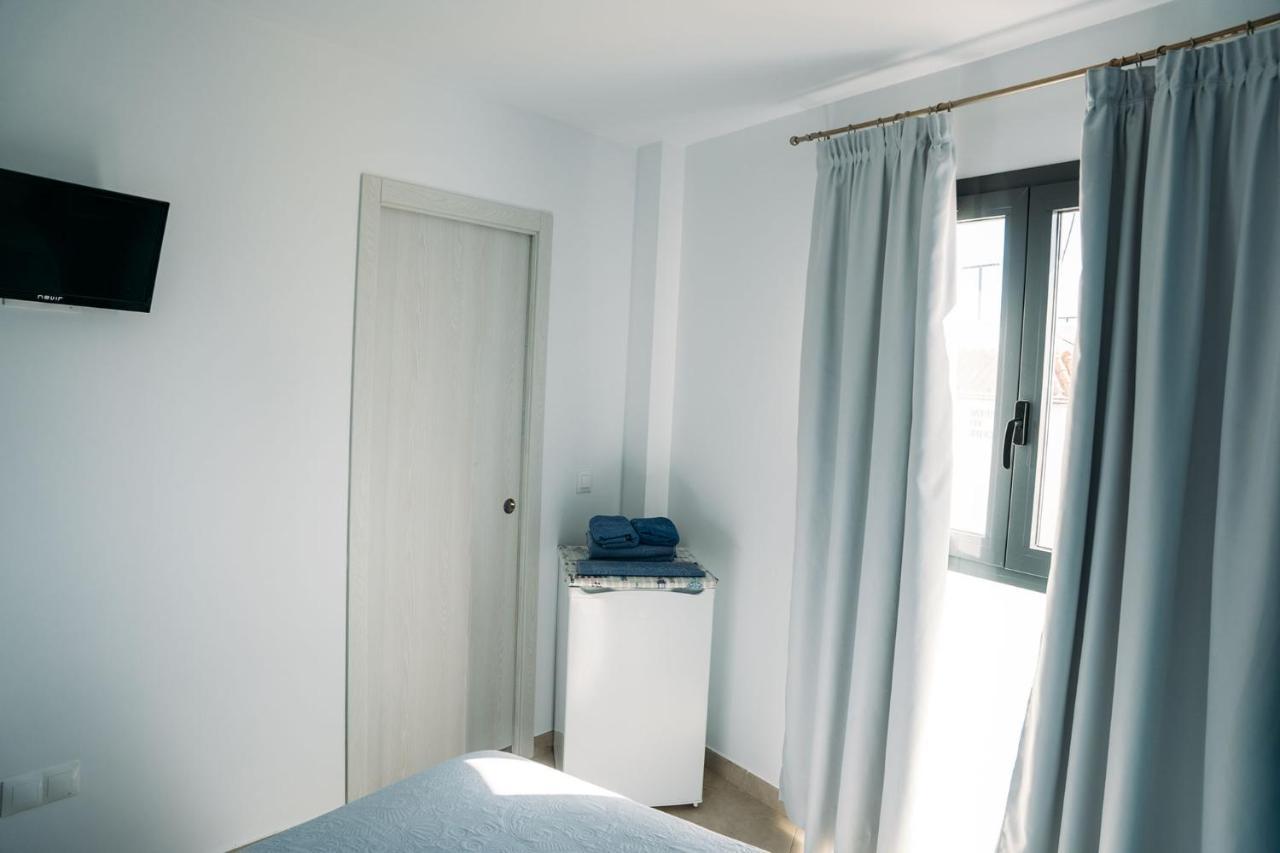 Hostal Brisas De Conil كونيل ذي لا فرونتيرا المظهر الخارجي الصورة