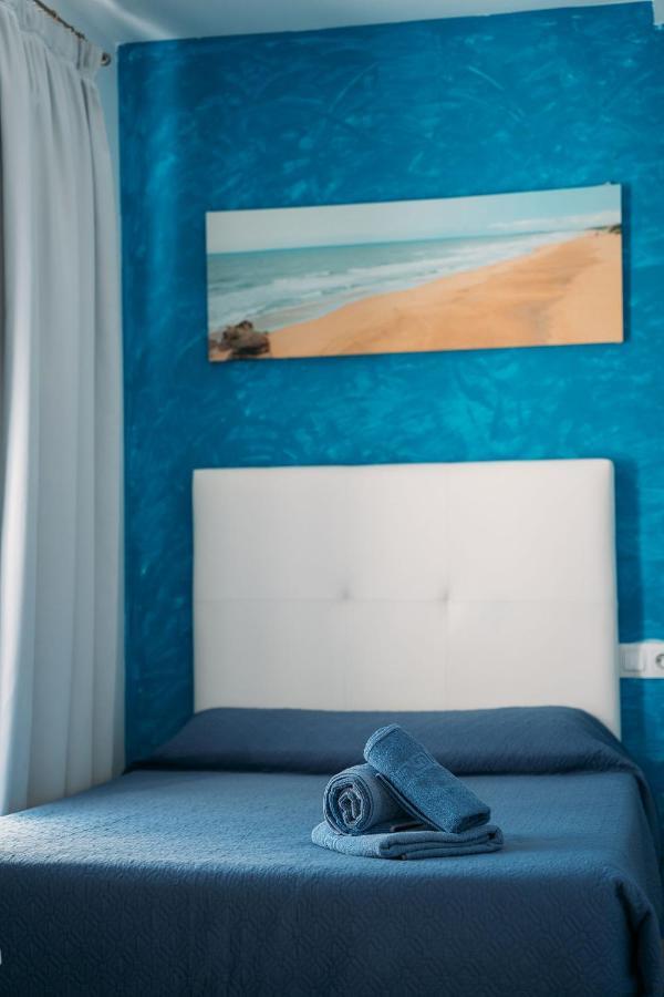 Hostal Brisas De Conil كونيل ذي لا فرونتيرا المظهر الخارجي الصورة
