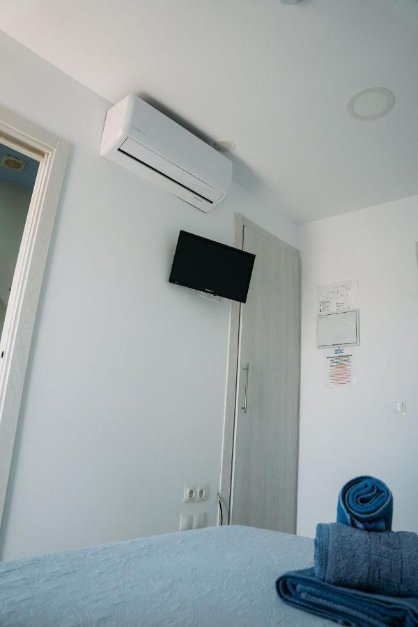 Hostal Brisas De Conil كونيل ذي لا فرونتيرا المظهر الخارجي الصورة