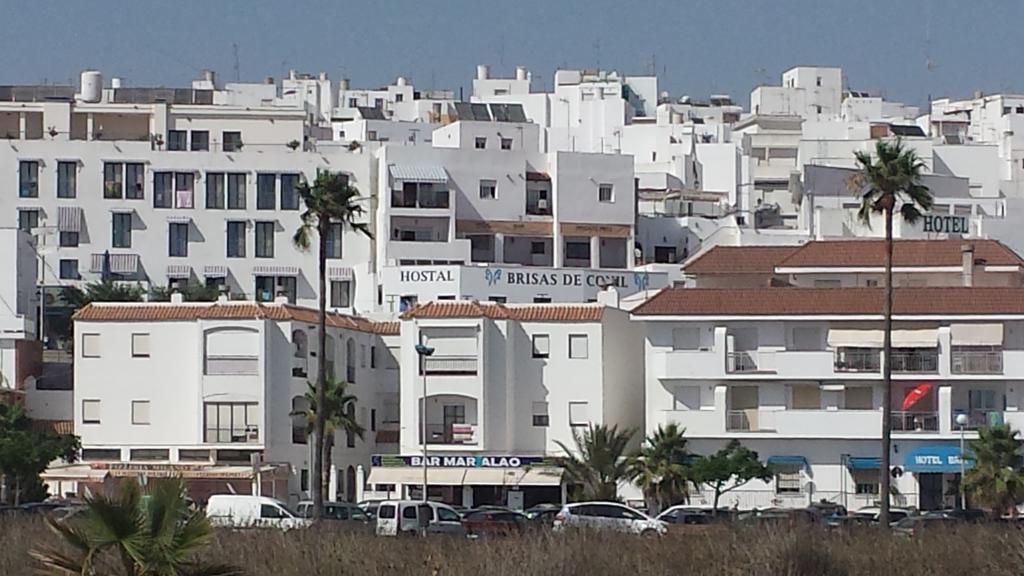 Hostal Brisas De Conil كونيل ذي لا فرونتيرا المظهر الخارجي الصورة